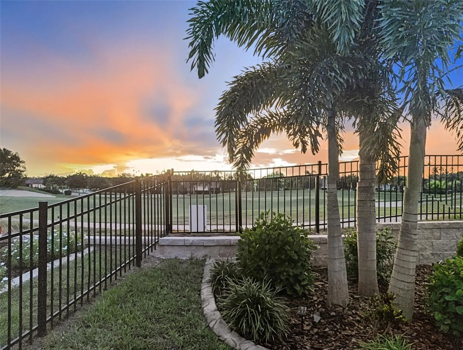2074 Flora Pass Place Kissimmee FL 34747