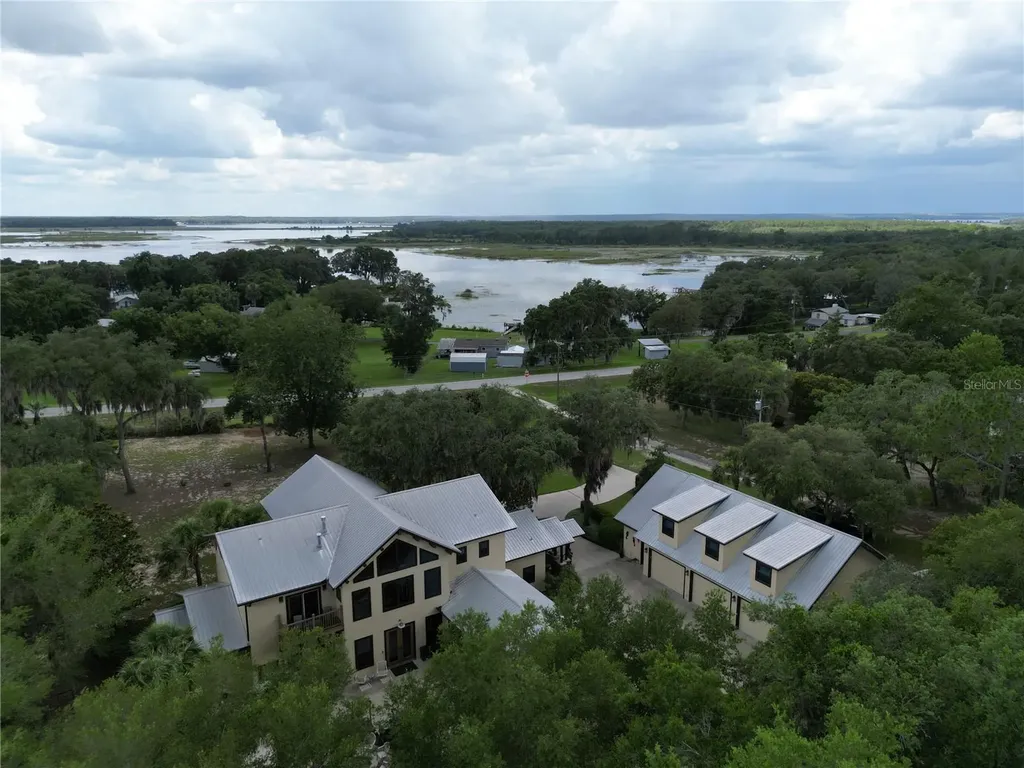 15225 NE 246th Avenue Salt Springs FL 32134