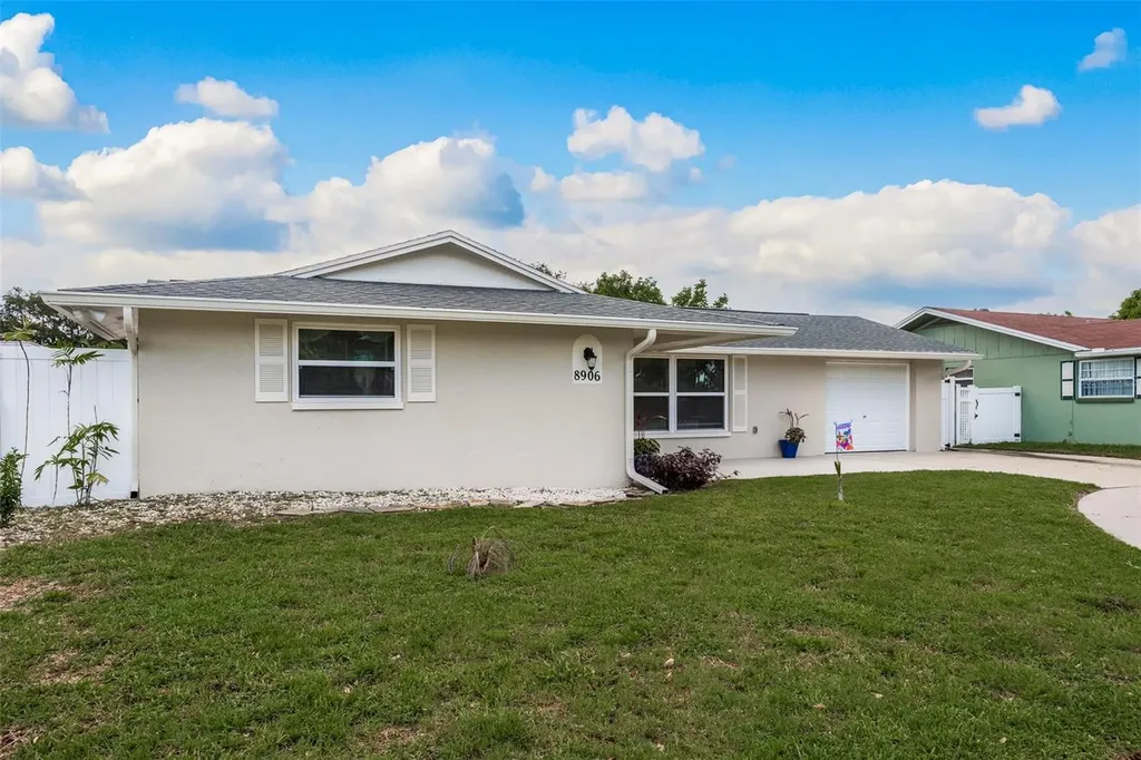 8906 Catalina Drive Port Richey FL 34668