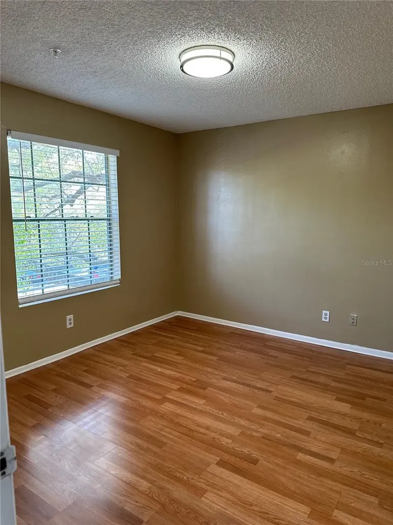 238 Afton Square Altamonte Springs FL 32714