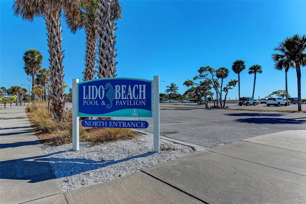 3645 Calliandra Drive Sarasota FL 34232