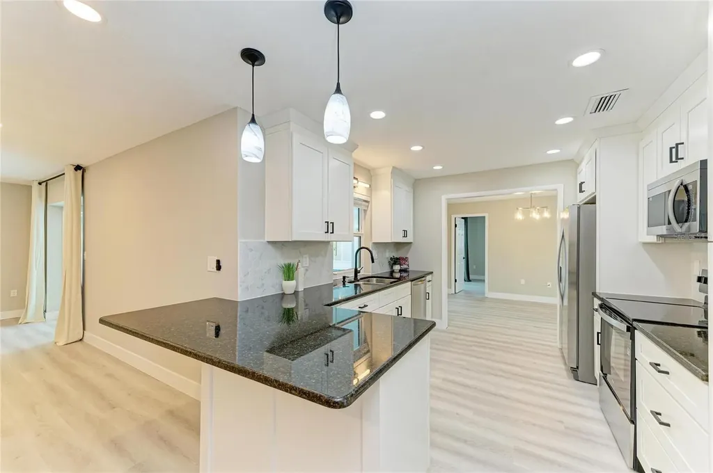 3645 Calliandra Drive Sarasota FL 34232