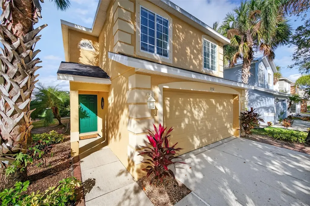 7152 Chatum Light Run Bradenton FL 34212