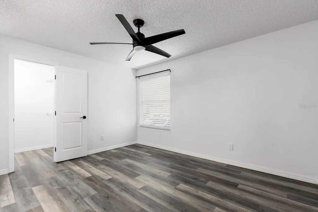 4528 Commander Drive Orlando FL 32822