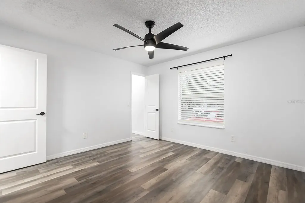 4528 Commander Drive Orlando FL 32822