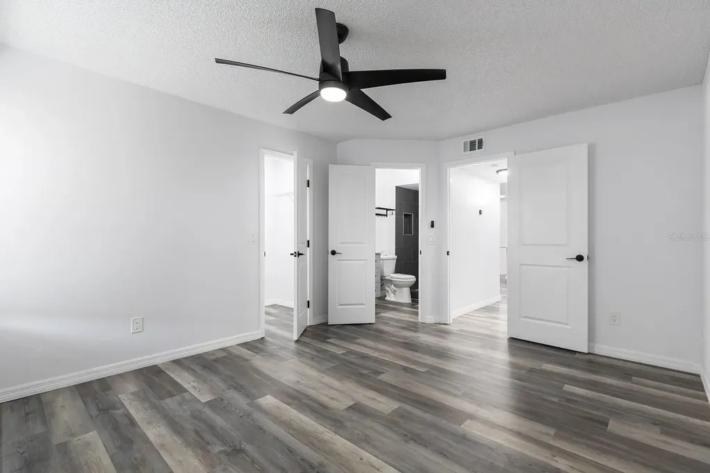 4528 Commander Drive Orlando FL 32822