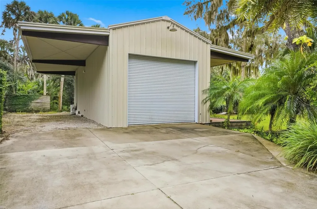 10 Pamela Parkway Palm Coast FL 32137