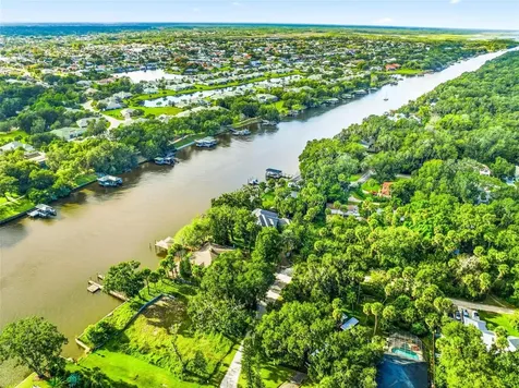 10 Pamela Parkway Palm Coast FL 32137