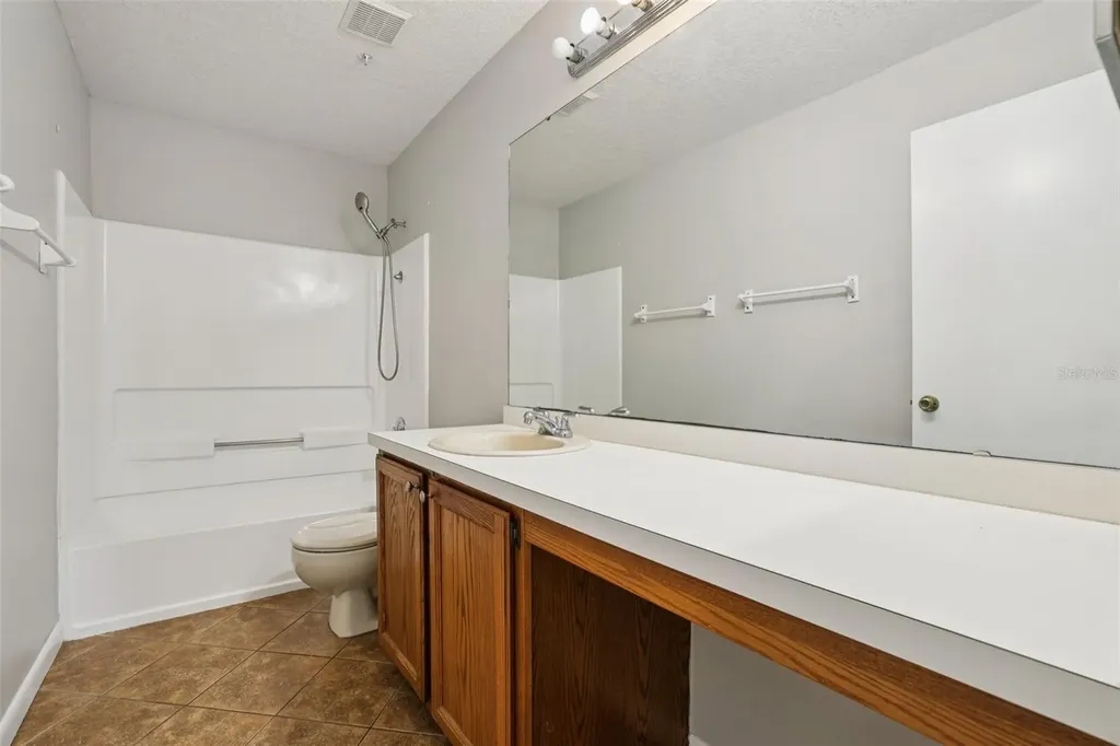 128 Reserve Circle Oviedo FL 32765