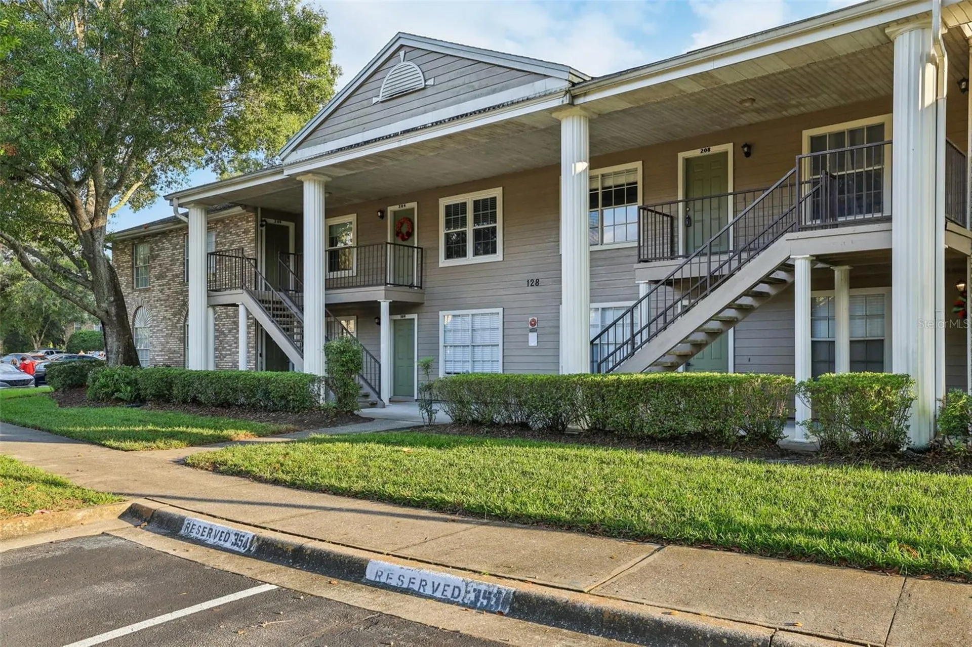 128 Reserve Circle Oviedo FL 32765