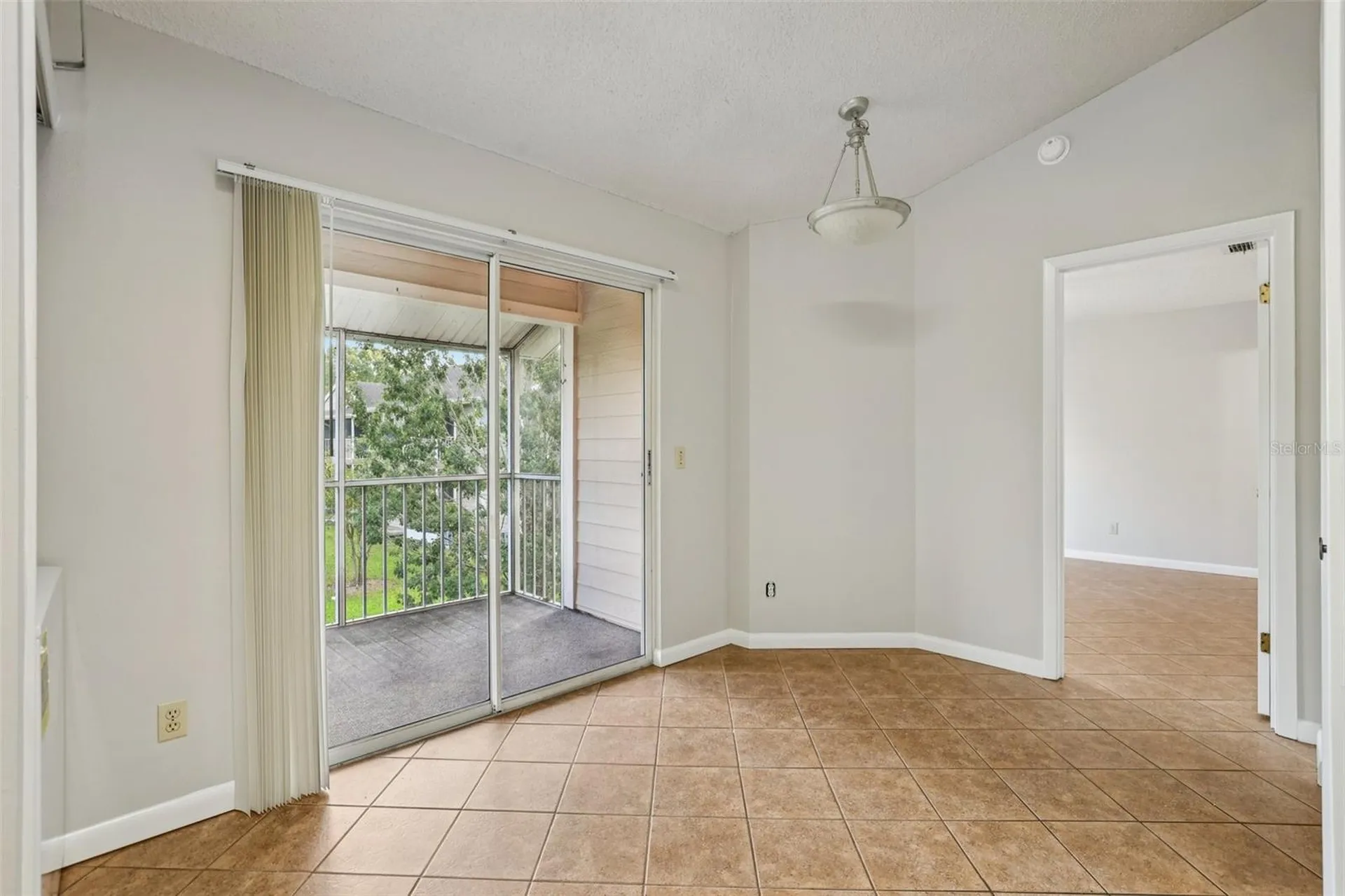 128 Reserve Circle Oviedo FL 32765