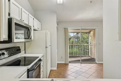 128 Reserve Circle Oviedo FL 32765