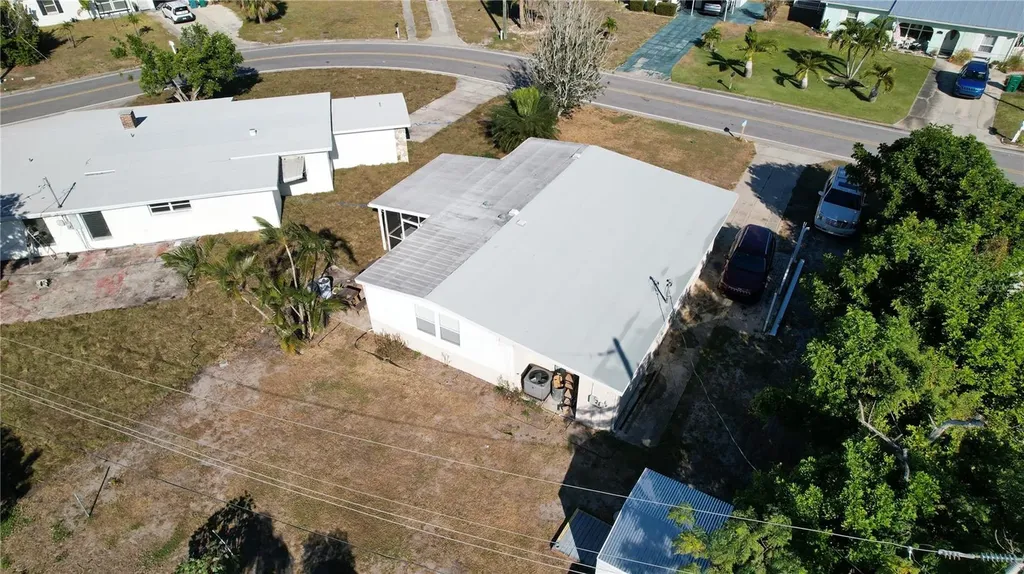 140 Palmetto Circle NE Port Charlotte FL 33952