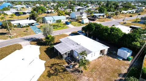 140 Palmetto Circle NE Port Charlotte FL 33952