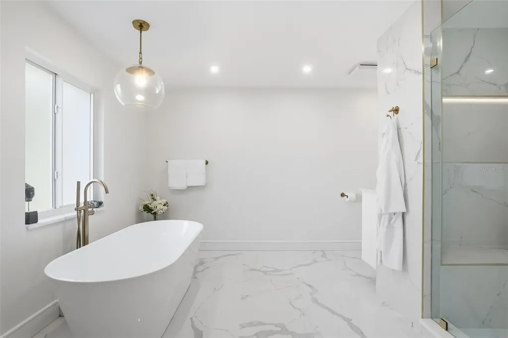 1660 Pine Harrier Circle Sarasota FL 34231