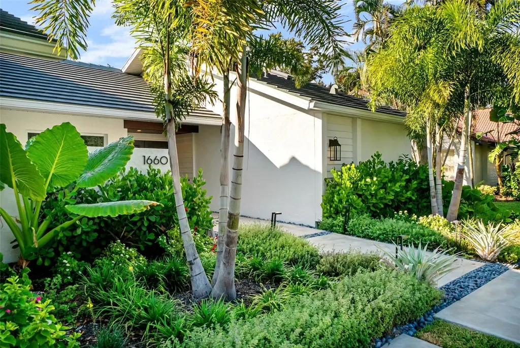 1660 Pine Harrier Circle Sarasota FL 34231