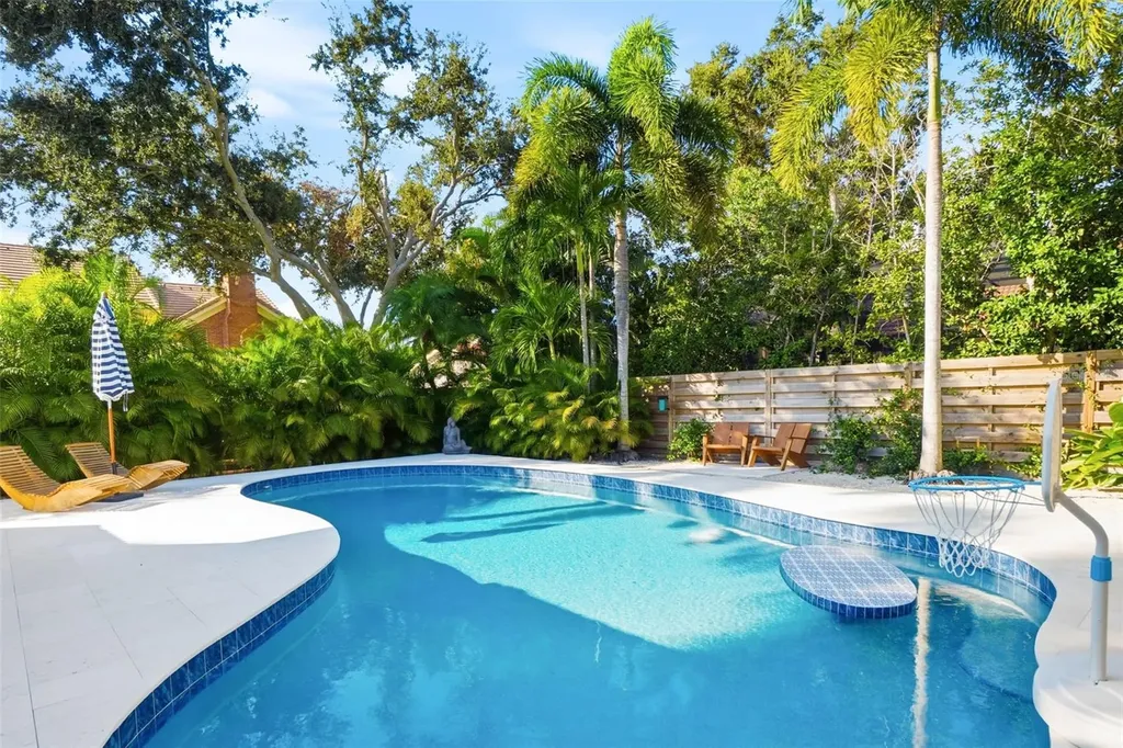 1660 Pine Harrier Circle Sarasota FL 34231