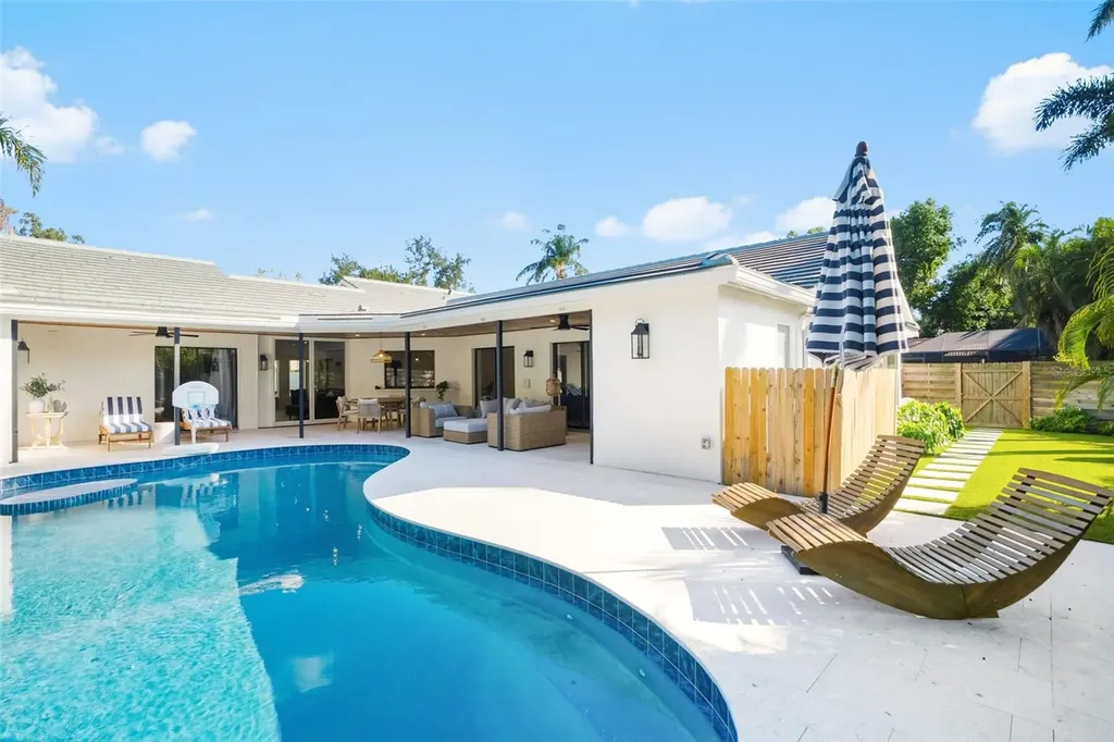 1660 Pine Harrier Circle Sarasota FL 34231