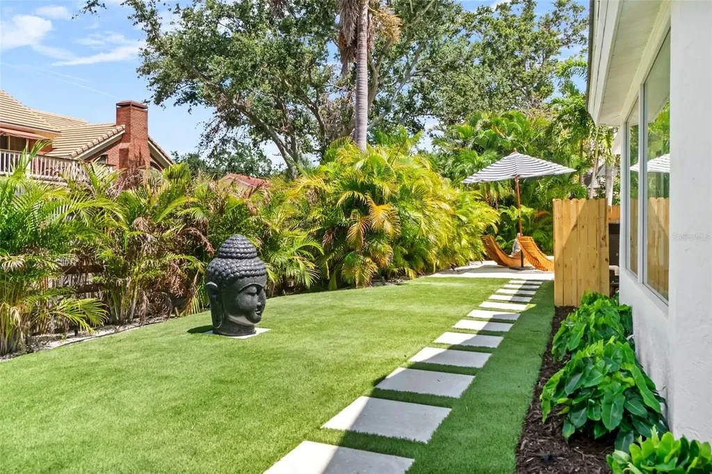 1660 Pine Harrier Circle Sarasota FL 34231