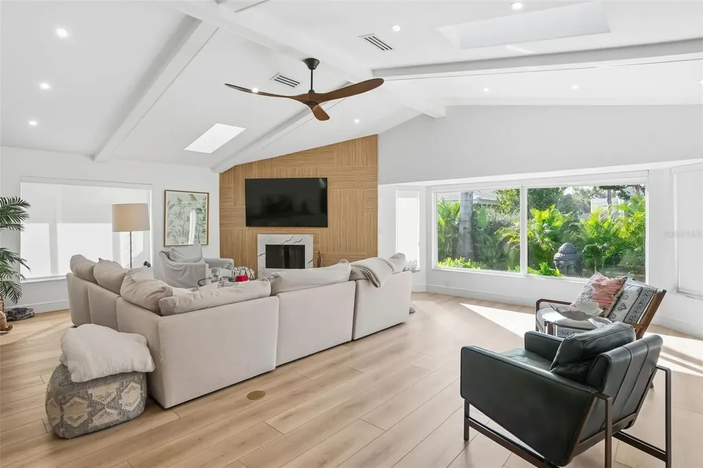 1660 Pine Harrier Circle Sarasota FL 34231