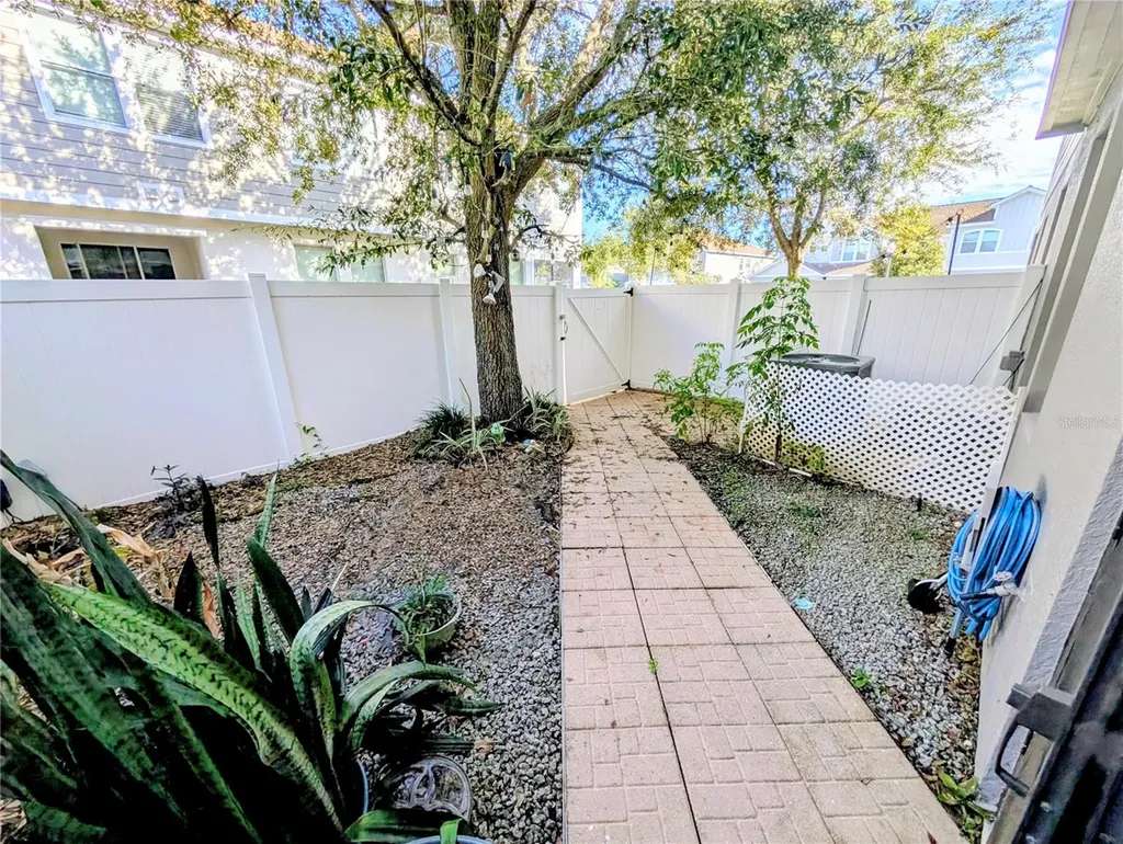 9006 Shepton Street Orlando FL 32825