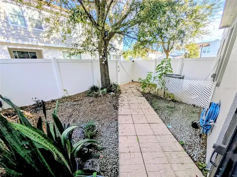 9006 Shepton Street Orlando FL 32825