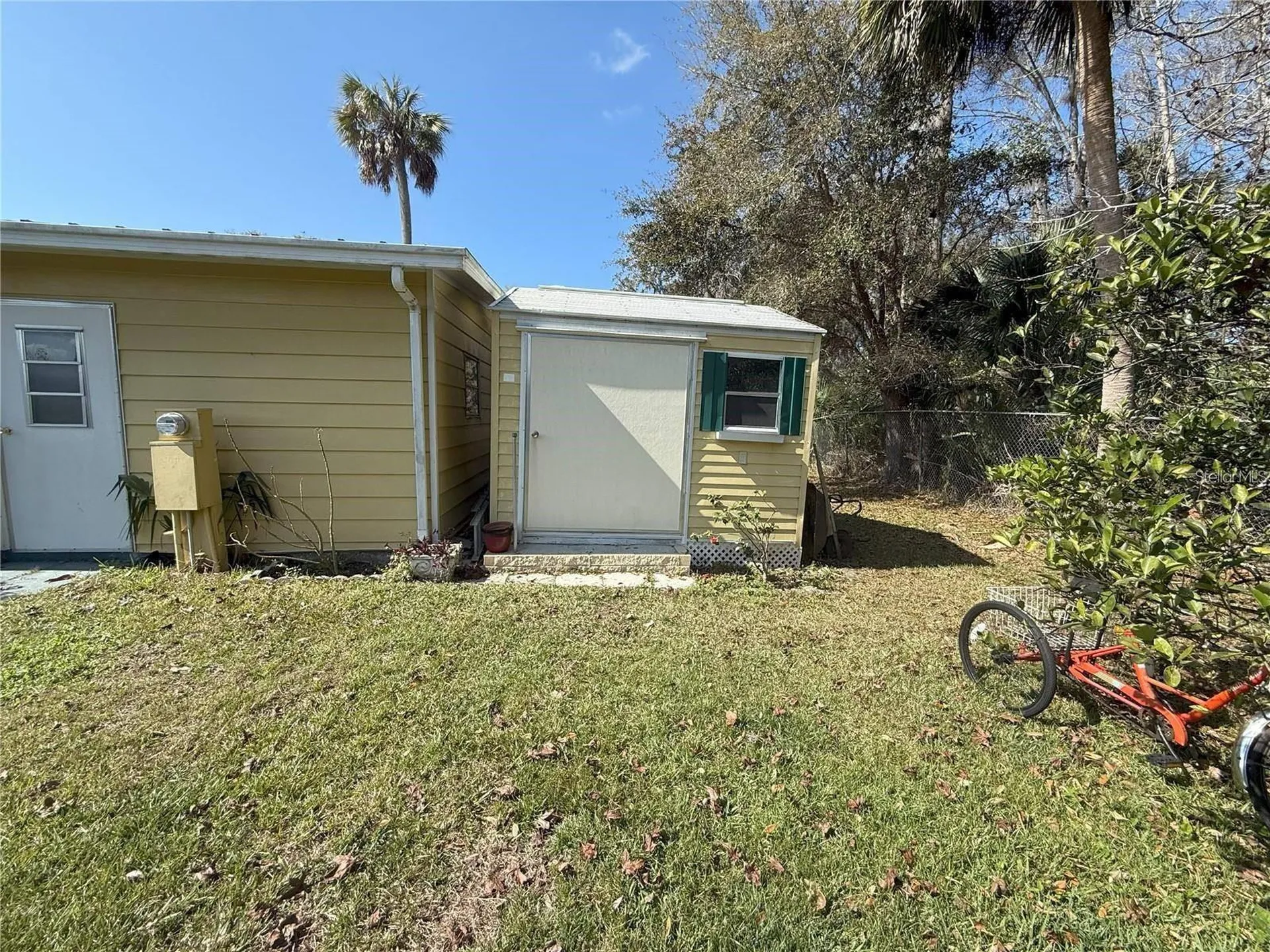 15 Wilderness Drive Lake Panasoffkee FL 33538
