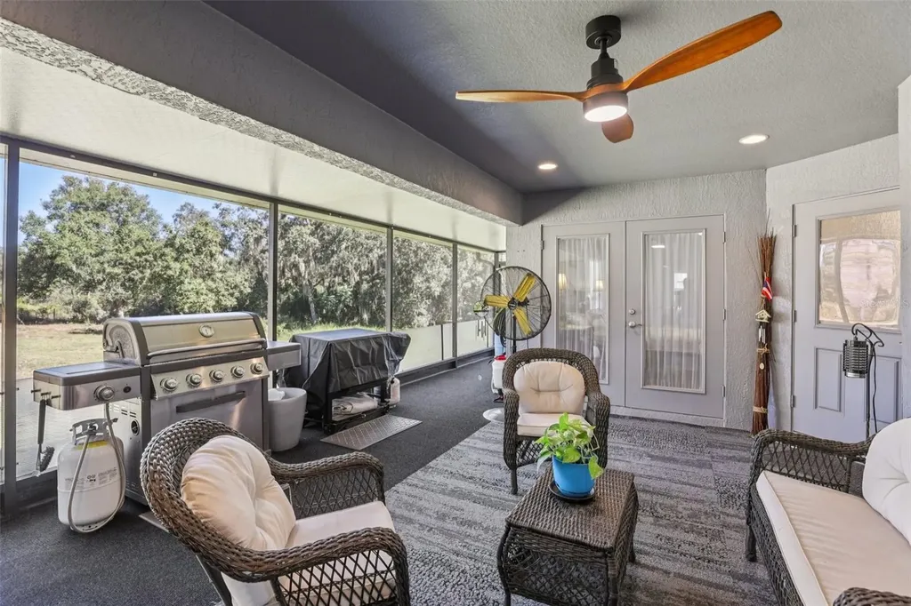 9601 Oakwood Drive Lake Wales FL 33898