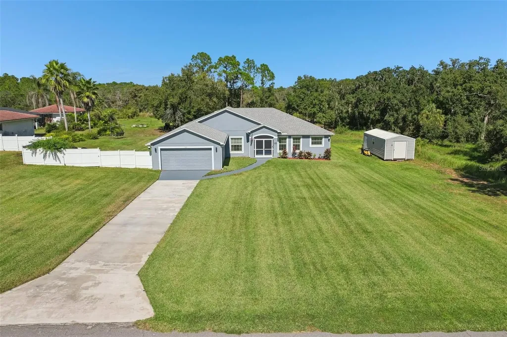 9601 Oakwood Drive Lake Wales FL 33898