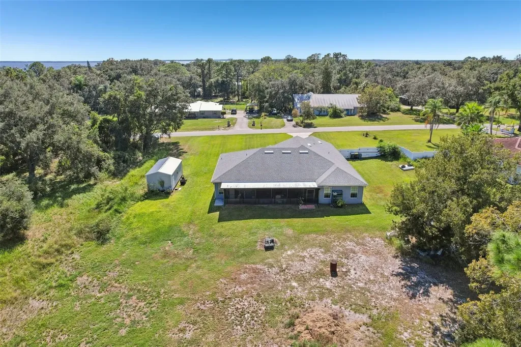 9601 Oakwood Drive Lake Wales FL 33898