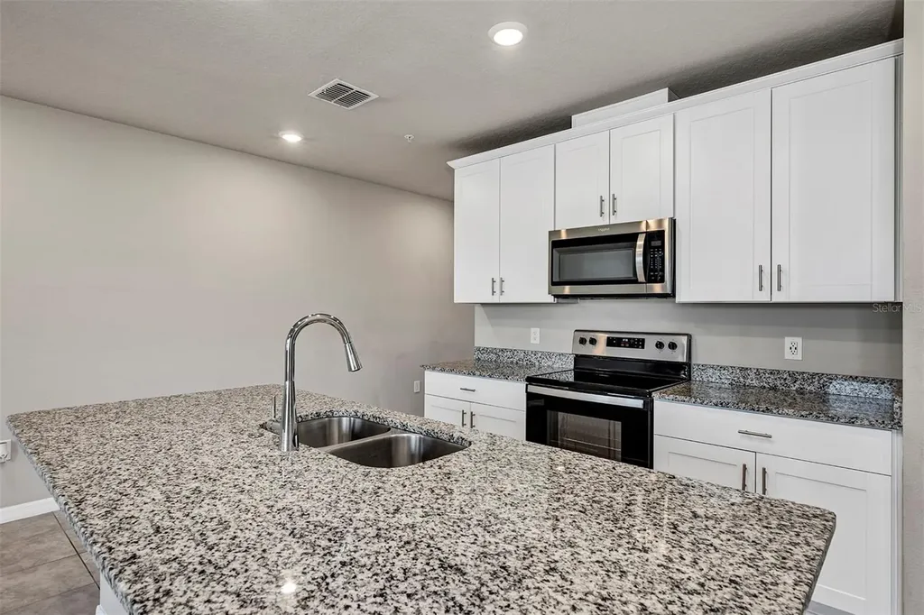 1073 Desert Candle Drive Ocoee FL 34761