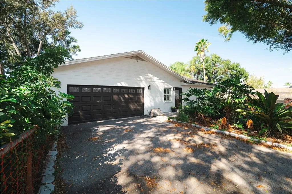 15509 Casey Road Tampa FL 33624