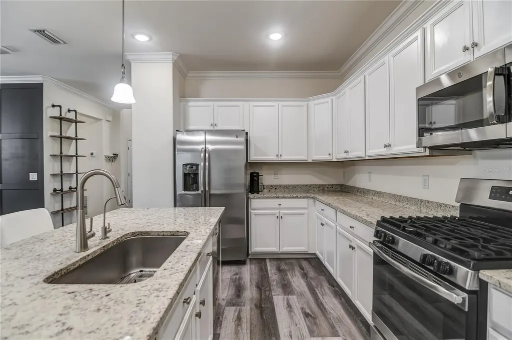 10015 Marbella Drive Bradenton FL 34211
