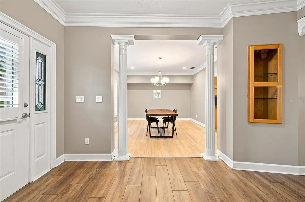 504 Covington Park Street Seffner FL 33584