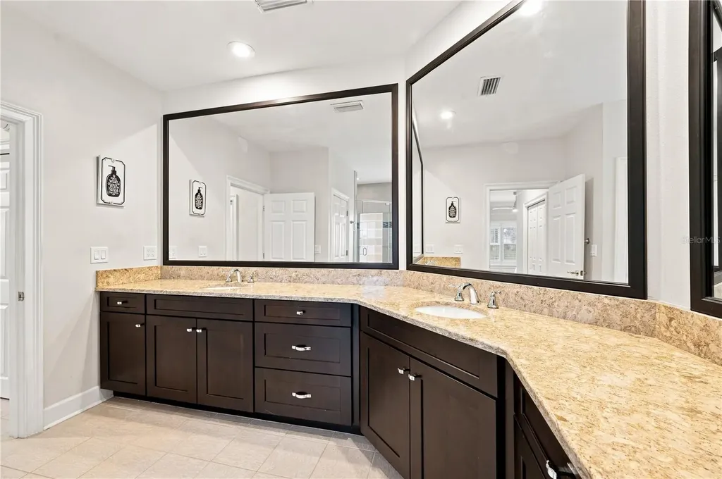 504 Covington Park Street Seffner FL 33584