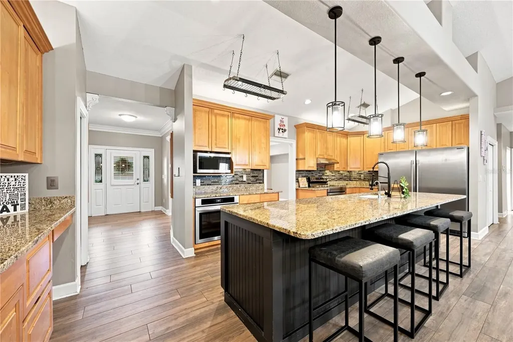 504 Covington Park Street Seffner FL 33584