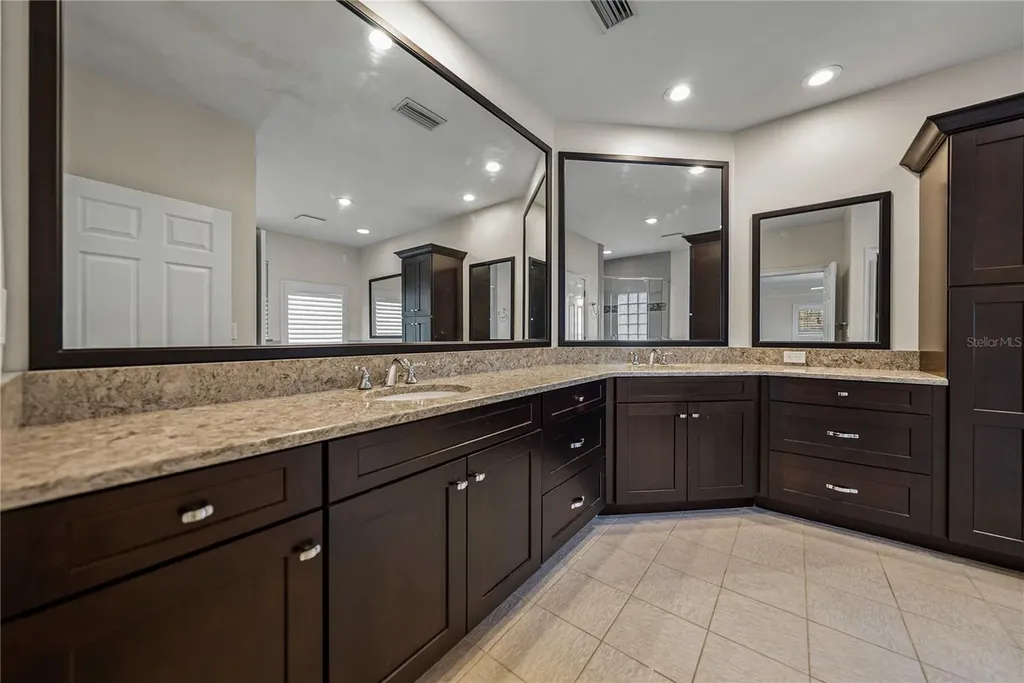 504 Covington Park Street Seffner FL 33584