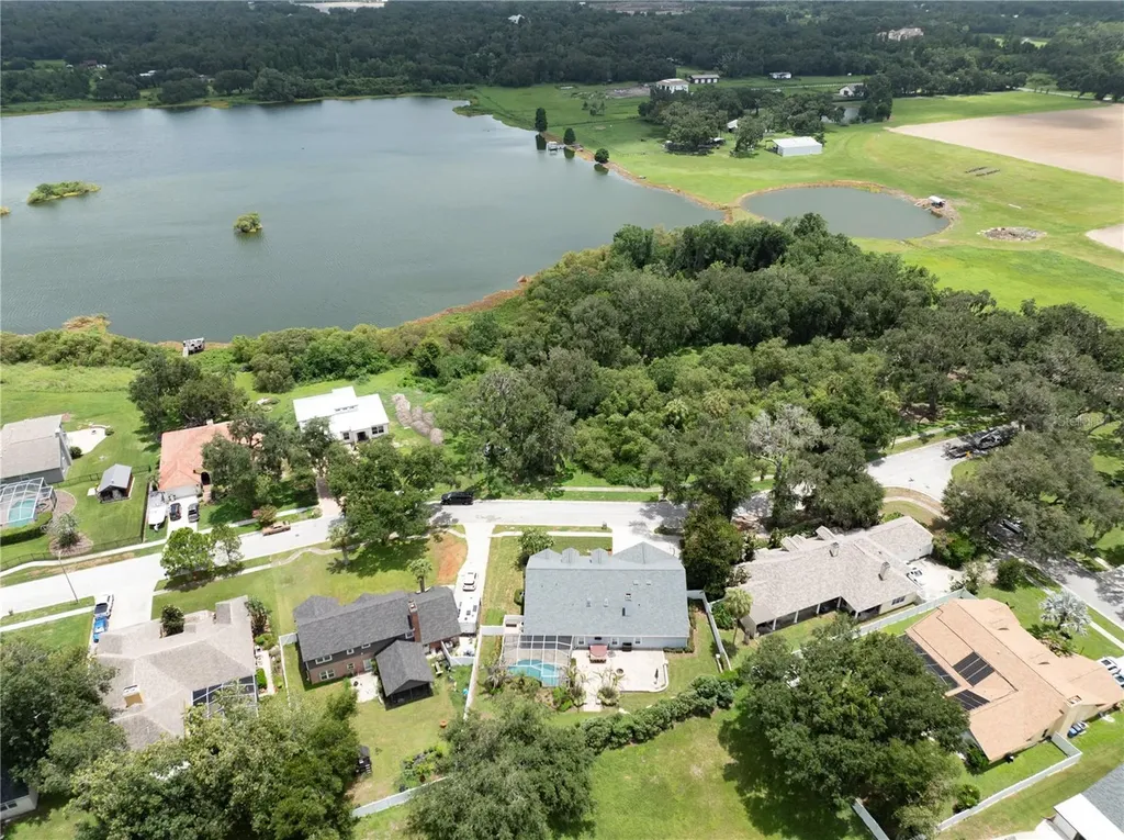 504 Covington Park Street Seffner FL 33584