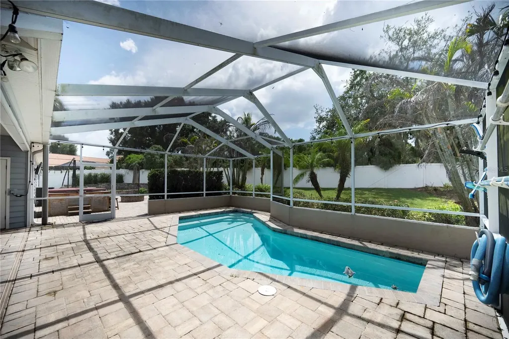504 Covington Park Street Seffner FL 33584