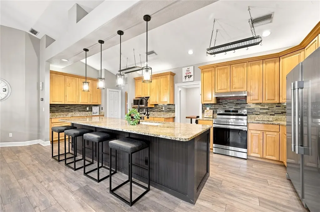504 Covington Park Street Seffner FL 33584