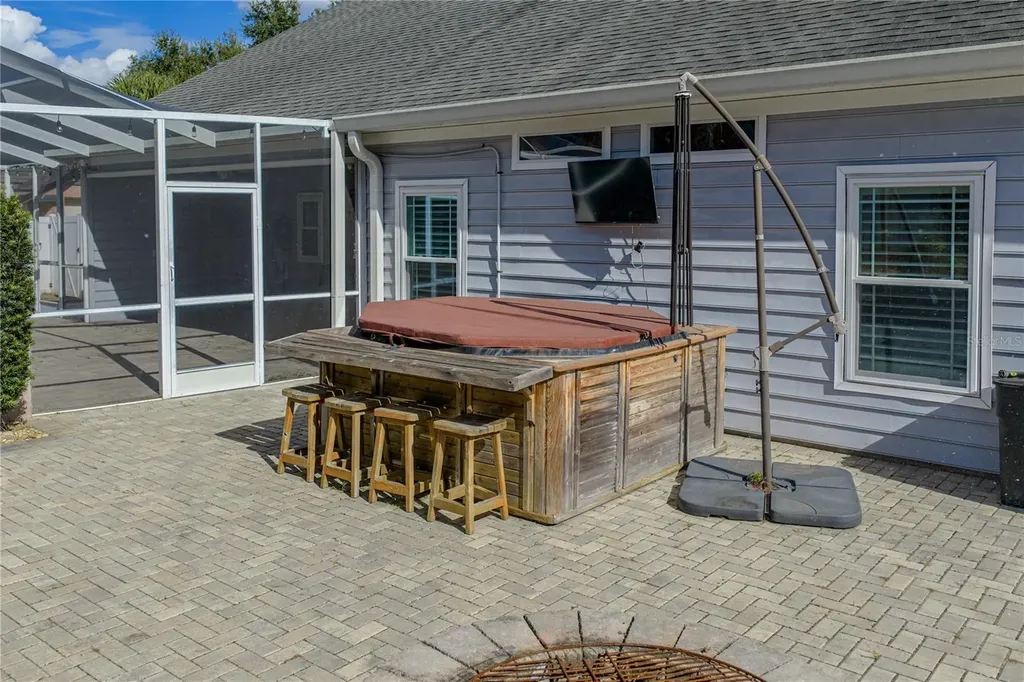 504 Covington Park Street Seffner FL 33584