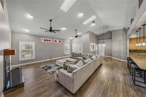 504 Covington Park Street Seffner FL 33584