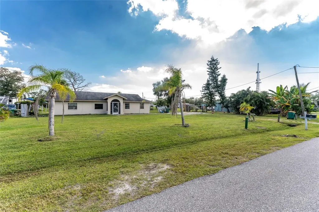 8409 Roosevelt Street Englewood FL 34224