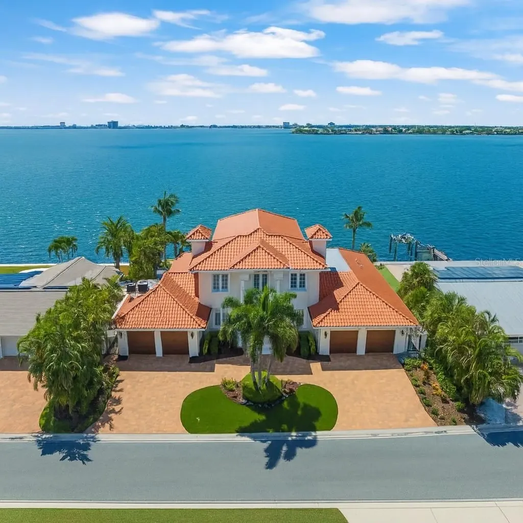 504 55th Avenue St Pete Beach FL 33706