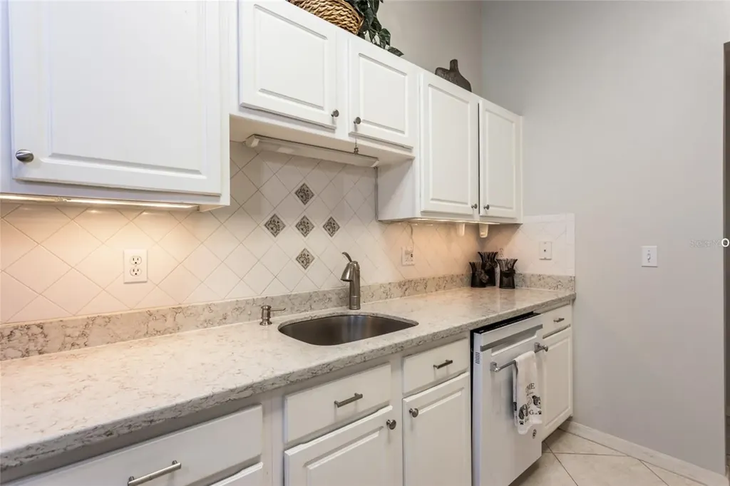 11 Rylin Lane Palm Coast FL 32164
