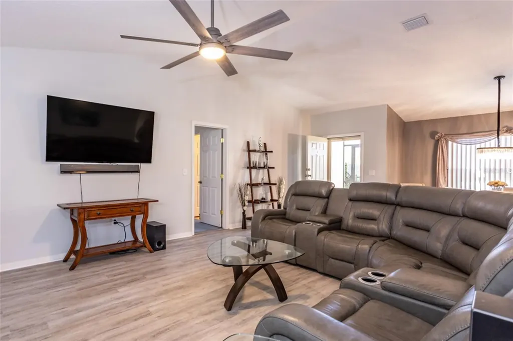 11 Rylin Lane Palm Coast FL 32164