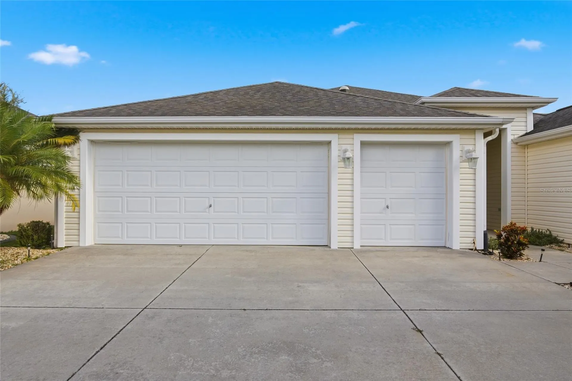 1923 Useppa Oaks Lane The Villages FL 32163