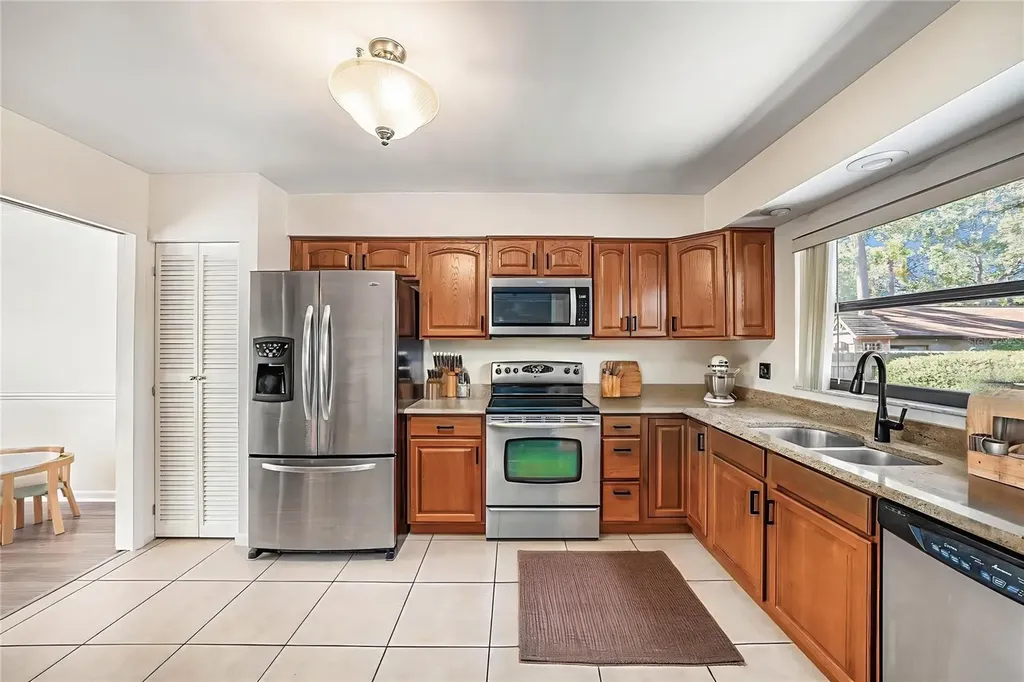4005 Dellbrook Drive Tampa FL 33624