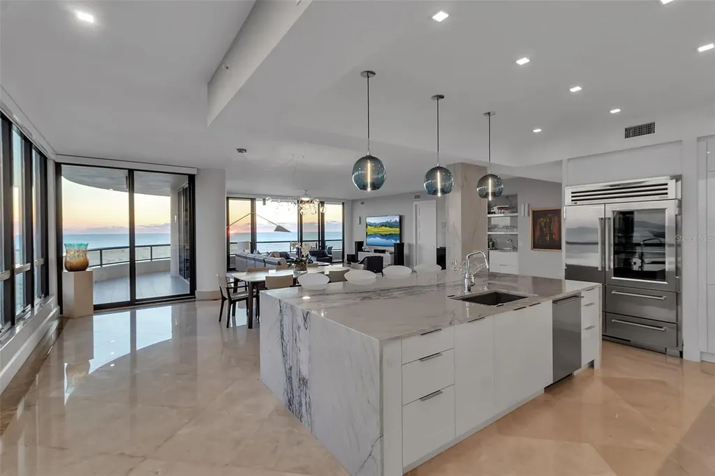 415 L Ambiance Drive Longboat Key FL 34228
