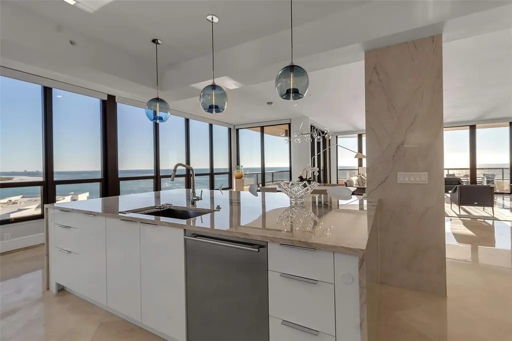 415 L Ambiance Drive Longboat Key FL 34228